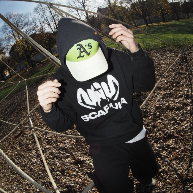 SCAPULA HOODED SWEAT 