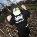 SCAPULA HOODED SWEAT 